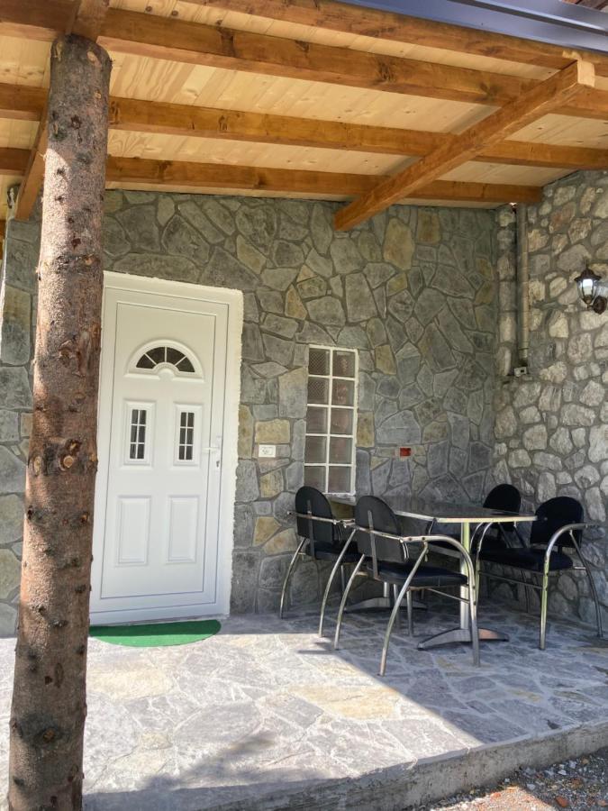 Bujtina Arturi Hotel Valbone Ngoại thất bức ảnh